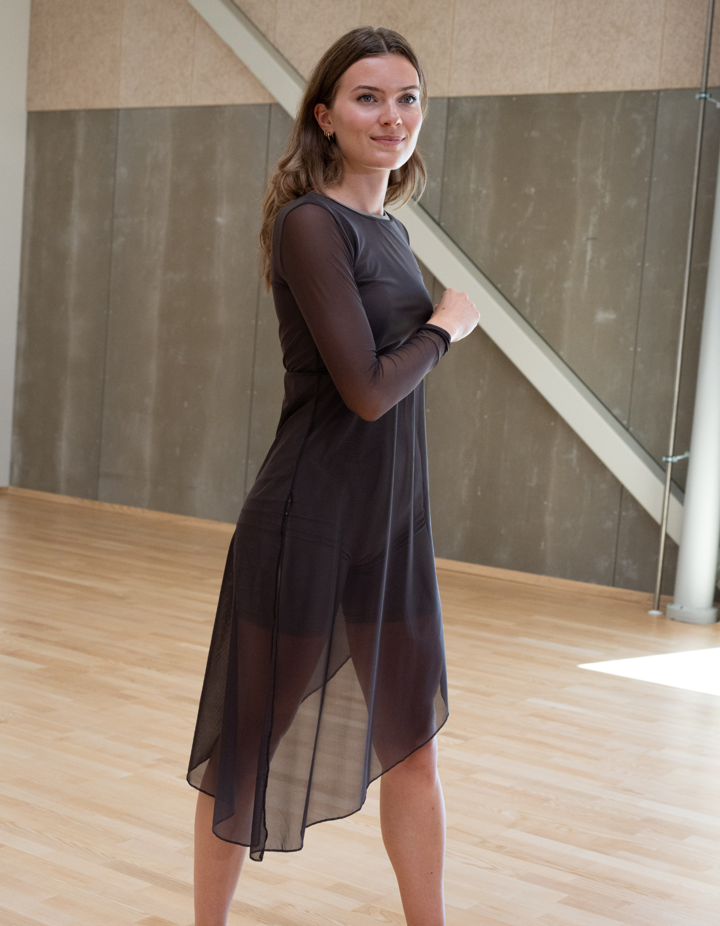 DRESS | TEAM | 403290A100